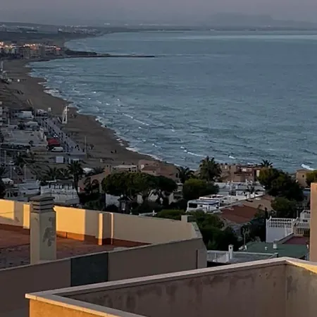 Апартаменты Casa Pasztor La Mata, Leandros, Calle Gerona Торевьиа