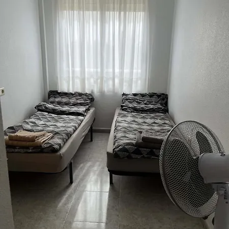 Casa Pasztor La Mata, Leandros, Calle Gerona *